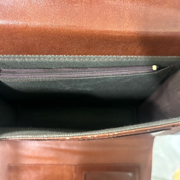 Moda Italia Brown Leather Crossbody Bag - Picture 5 of 5